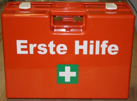 Verbandkasten im Auto - wissen Sie wo und wie alt er ist? - Team Impuls - Schulungen ...